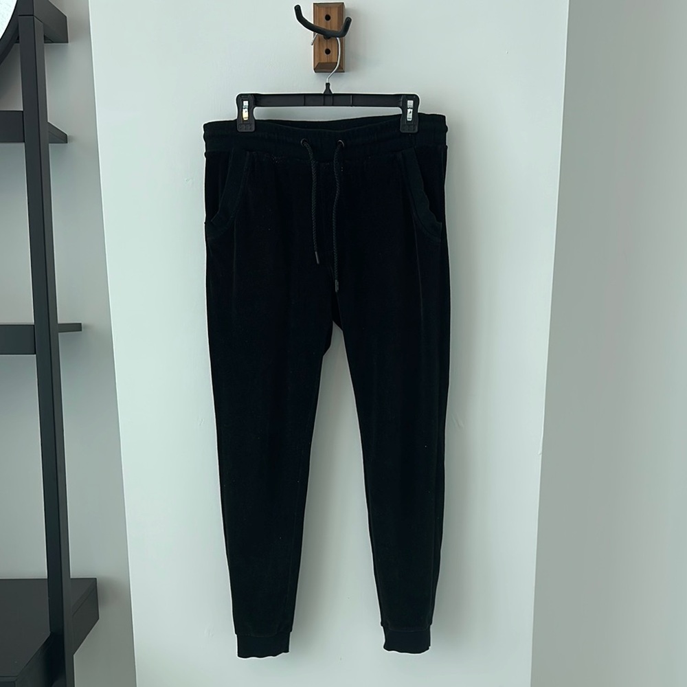 ONLY & SONS Black Jogger Sweatpants with Tapered Leg